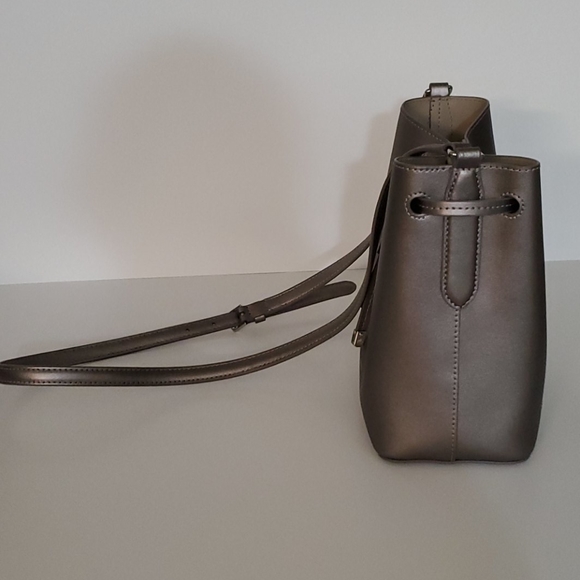 Ralph Lauren bucket bag - Picture 2 of 7